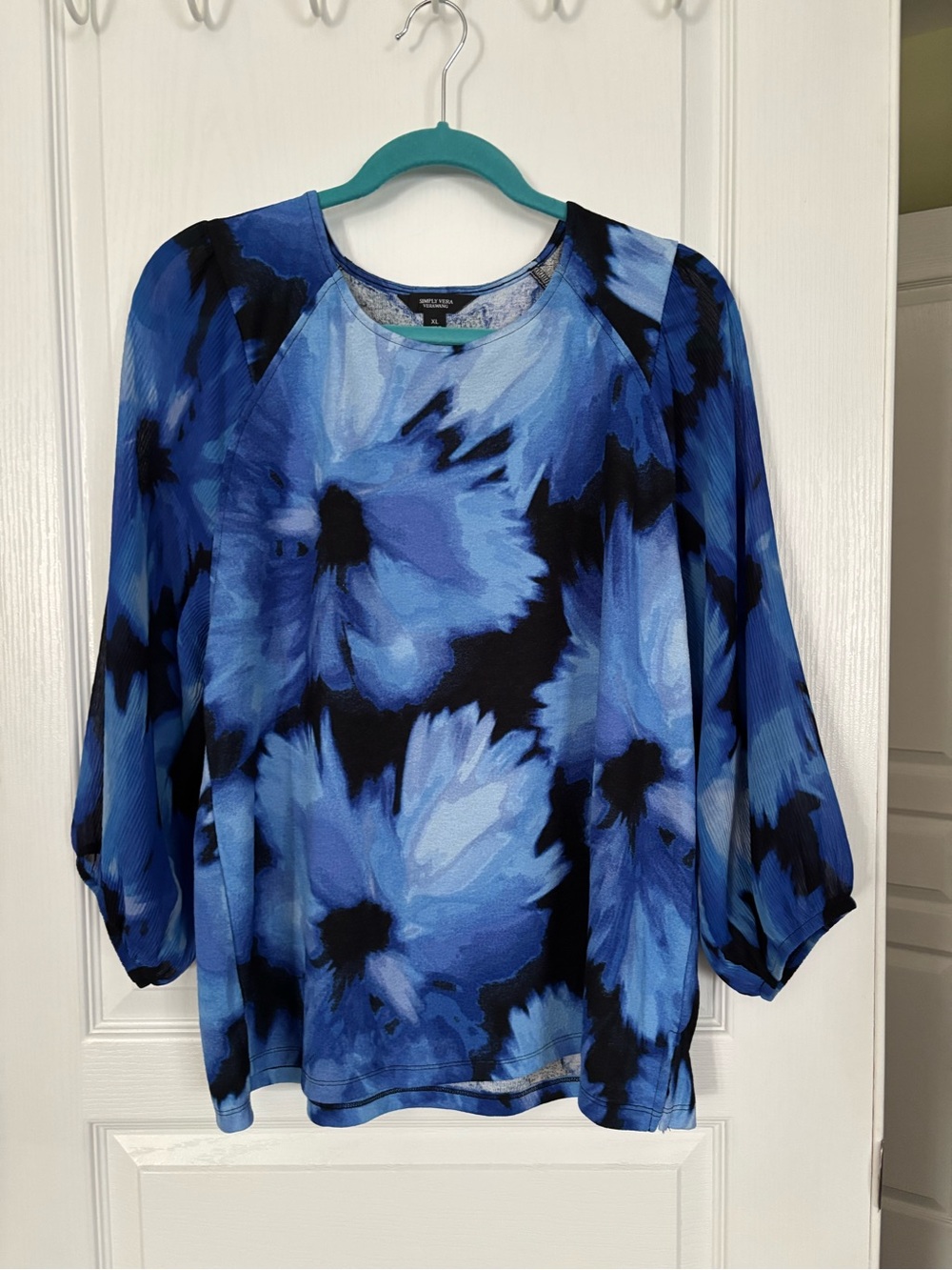Simply Vera Vera Wang Blue and Black Floral Long Sleeve Blouse